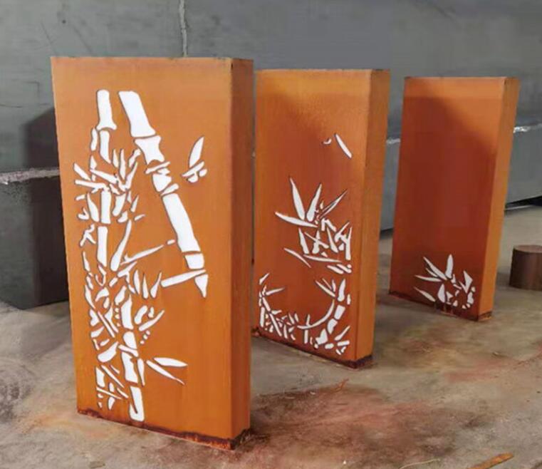 普定锈钢板灯箱